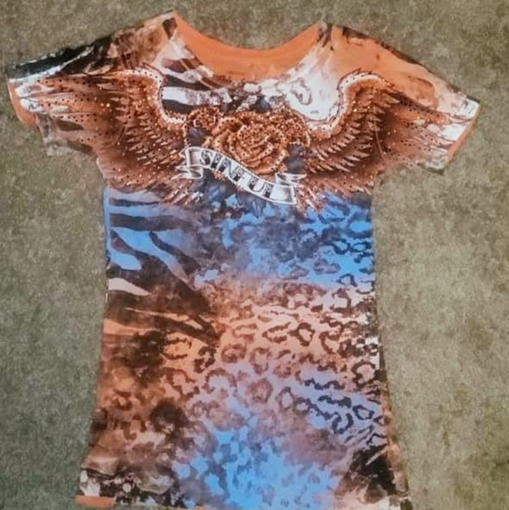 Sinful tee